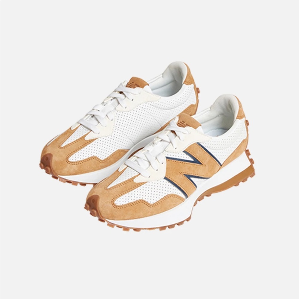 New Balance x Bandier 327s